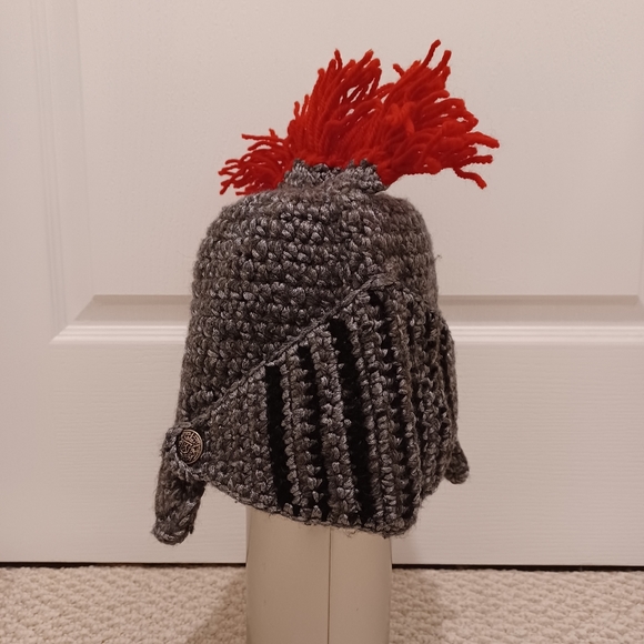 Handmade Medieval Helmet Toque - Picture 8 of 13